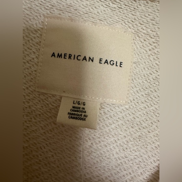 NWT American Eagle Cropped Sweatshirt - Picture 3 of 3